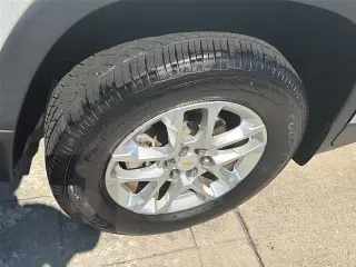 Chevrolet Traverse 2019 LS 4 puertas SUV con paquete 1LS