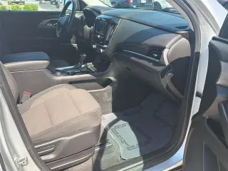 Chevrolet Traverse 2019 LS 4 puertas SUV con paquete 1LS