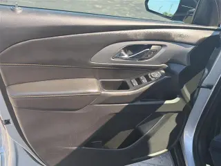 Chevrolet Traverse 2019 LS 4 puertas SUV con paquete 1LS