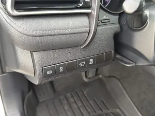 Toyota Camry 2023 SE 4 puertas Sedan