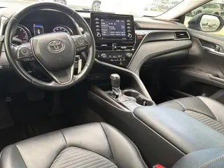 Toyota Camry 2023 SE 4 puertas Sedan