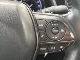 Toyota Camry 2023 SE 4 puertas Sedan