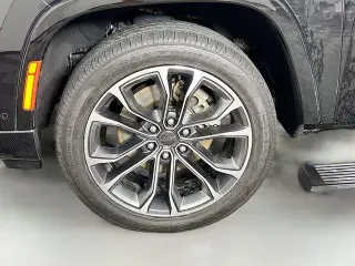 Jeep Grand Wagoneer 2022 Serie III 4x4 4 puertas SUV