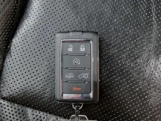 Jeep Grand Wagoneer 2022 Serie III 4x4 4 puertas SUV
