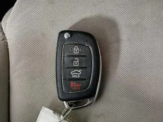 Hyundai SONATA 2015 SE 4 puertas Sedan