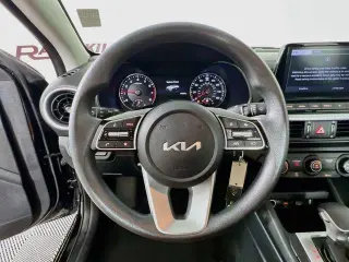 Kia Forte 2024 LXS 4 puertas Sedan