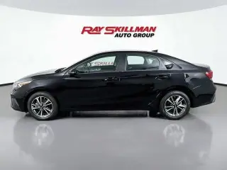 Kia Forte 2024 LXS 4 puertas Sedan