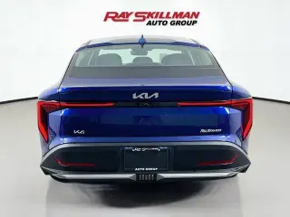 Kia K4 2025 LXS 4 puertas Sedan