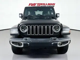 Jeep Wrangler 2024 4x4 Sahara 4 puertas SUV