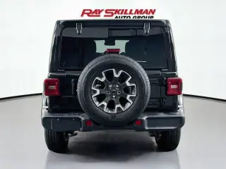 Jeep Wrangler 2024 4x4 Sahara 4 puertas SUV