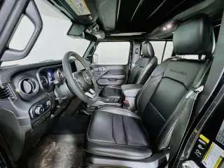 Jeep Wrangler 2024 4x4 Sahara 4 puertas SUV