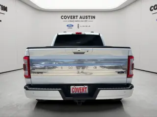 Ford F-150 2021 4x2 Limited 4 puertas SuperCrew 5.5 pies. SB