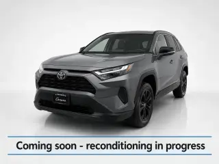 Toyota RAV4 2024 LE 4 puertas SUV