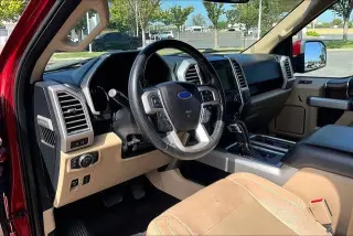 Ford F-150 2015 4x2 Lariat 4 puertas SuperCrew 6.5 pies. SB