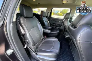 Chevrolet Traverse 2017 AWD LT 4 puertas SUV con 2LT