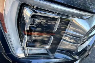 Ford F-150 2022 4x4 Platinum 4 puertas SuperCrew 5.5 pies. SB