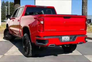 Chevrolet Silverado 1500 2019 4x4 RST 4 puertas Cabina Crew 5.8 pies. SB
