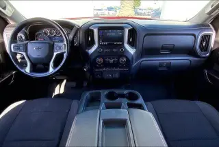 Chevrolet Silverado 1500 2019 4x4 RST 4 puertas Cabina Crew 5.8 pies. SB