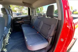 Chevrolet Silverado 1500 2019 4x4 RST 4 puertas Cabina Crew 5.8 pies. SB