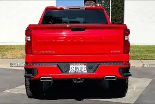 Chevrolet Silverado 1500 2019 4x4 RST 4 puertas Cabina Crew 5.8 pies. SB
