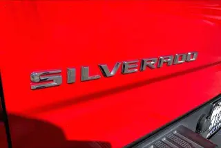 Chevrolet Silverado 1500 2019 4x4 RST 4 puertas Cabina Crew 5.8 pies. SB