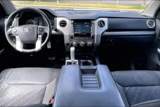 Toyota Tundra 2020 4x4 SR5 4 puertas CrewMax Cab Pickup SB
