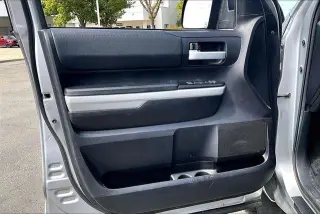 Toyota Tundra 2020 4x4 SR5 4 puertas CrewMax Cab Pickup SB