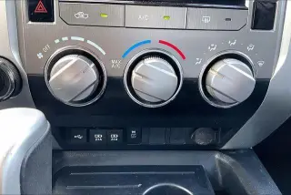Toyota Tundra 2020 4x4 SR5 4 puertas CrewMax Cab Pickup SB