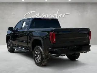GMC Sierra 1500 2024 4x4 AT4 Cabina Crew 4 puertas 5.8 pies. Caja corta