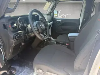Jeep Gladiator 2025 4x4 Rubicon 4 puertas Crew Cab 5.0 pies. SB