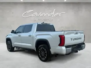 Toyota Tundra 2024 4x4 Limited 4 puertas CrewMax Cab Pickup SB