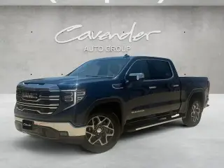 GMC Sierra 1500 2022 4x2 SLT Cabina Crew 4 puertas 5.8 pies. Caja corta