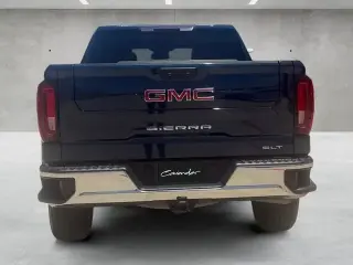 GMC Sierra 1500 2022 4x2 SLT Cabina Crew 4 puertas 5.8 pies. Caja corta