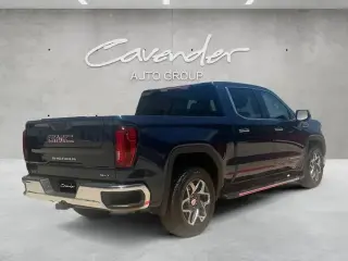 GMC Sierra 1500 2022 4x2 SLT Cabina Crew 4 puertas 5.8 pies. Caja corta