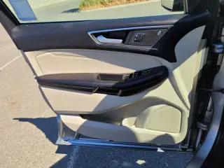 Ford Edge 2021 Titanium 4 puertas Crossover