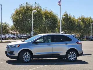 Ford Edge 2021 Titanium 4 puertas Crossover