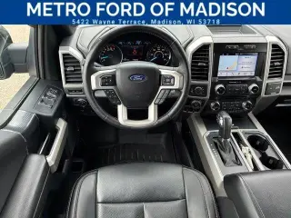 Ford F-150 2018 4x4 King Ranch 4 puertas SuperCrew 5.5 pies. SB