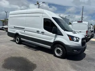 Furgoneta de carga Ford Transit 2023 250 3 puertas LWB con techo alto extendido