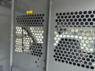 Furgoneta de carga Ford Transit 2023 250 3 puertas LWB con techo alto extendido