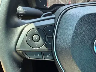Toyota Corolla 2021 SE 4 puertas Sedán CVT