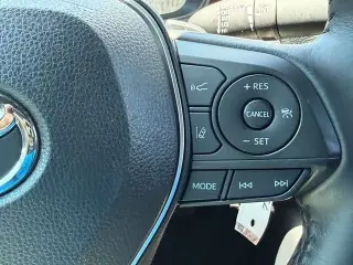 Toyota Corolla 2021 SE 4 puertas Sedán CVT
