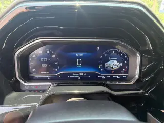 Chevrolet Silverado 1500 2023 4x4 RST 4 puertas Cabina Crew 5.8 pies. SB