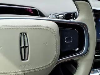 Lincoln Nautilus 2024 AWD Premiere 4 puertas SUV
