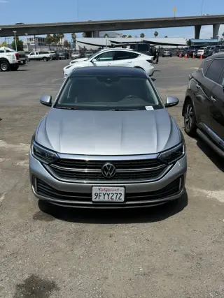 Volkswagen Jetta 2023 SEL 4 puertas Sedan