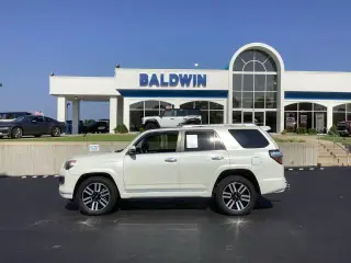 Toyota 4Runner 2023 AWD Limited 4 puertas SUV