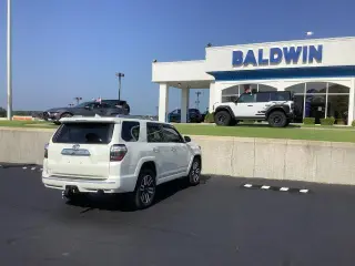 Toyota 4Runner 2023 AWD Limited 4 puertas SUV