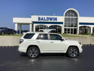 Toyota 4Runner 2023 AWD Limited 4 puertas SUV