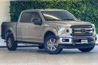 Ford F-150 2020 4x4 XLT 4 puertas SuperCrew 5.5 pies. SB