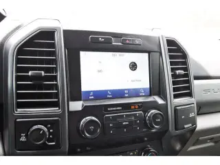 Ford F-250 Super Duty 2021 4x4 XLT Cabina doble 4 puertas 6.8 pies. Caja corta