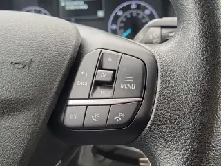 Ford Transit 2025 250 3 puertas SWB Techo bajo Furgón de carga